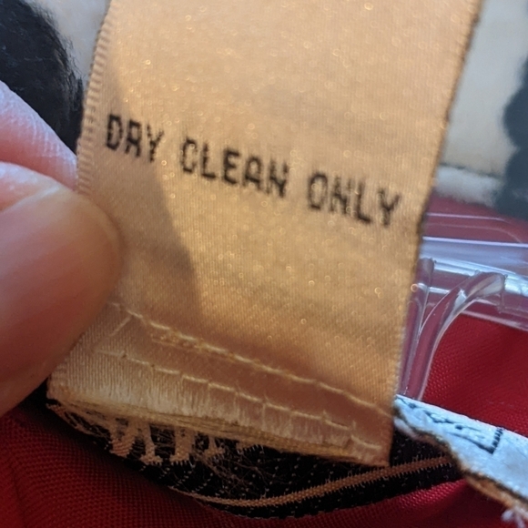 BEAUTIFUL Vintage Jenni Max NYC Cow Print Jacket Red Lining Zip Front Size 10! - Picture 4 of 7